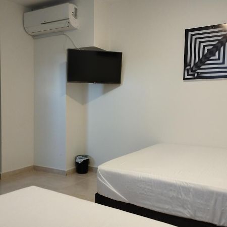 Apartasuites San Marcos Кали Екстериор снимка