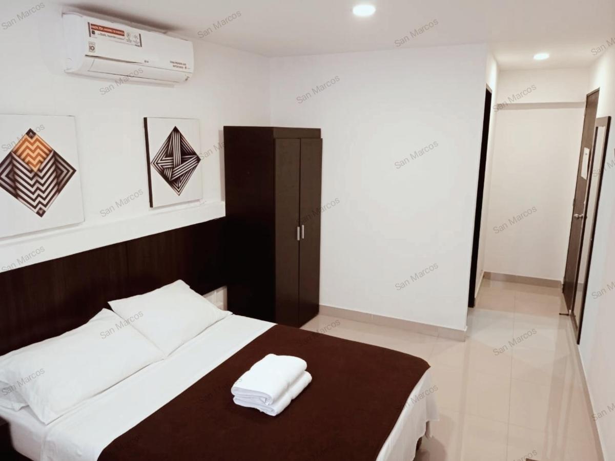 Apartasuites San Marcos Кали Екстериор снимка