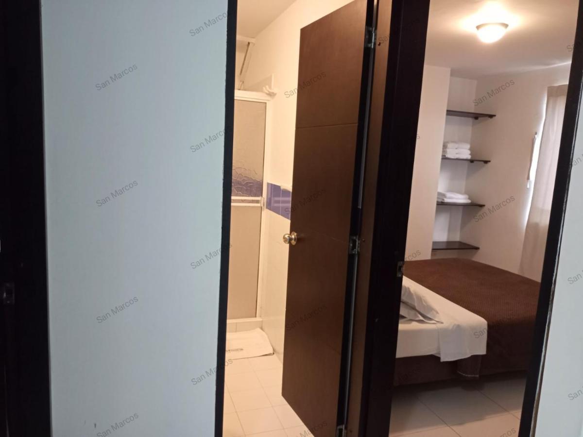 Apartasuites San Marcos Кали Екстериор снимка