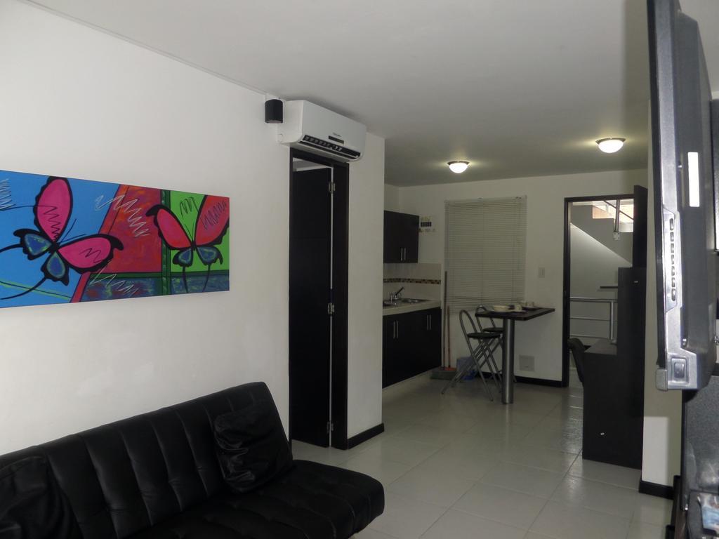 Apartasuites San Marcos Кали Стая снимка