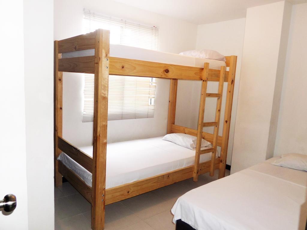 Apartasuites San Marcos Кали Екстериор снимка
