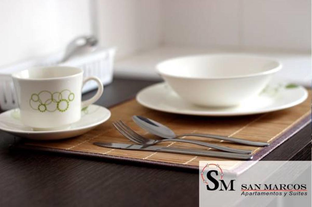 Apartasuites San Marcos Кали Екстериор снимка