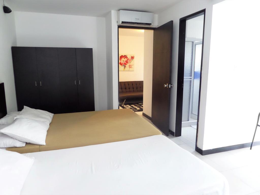 Apartasuites San Marcos Кали Екстериор снимка